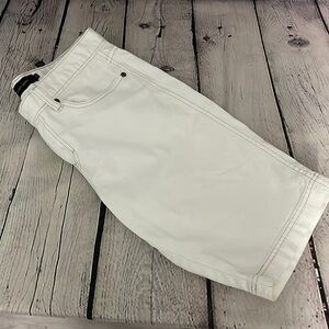 Calvin Klein jeans white Bermuda style shorts‎